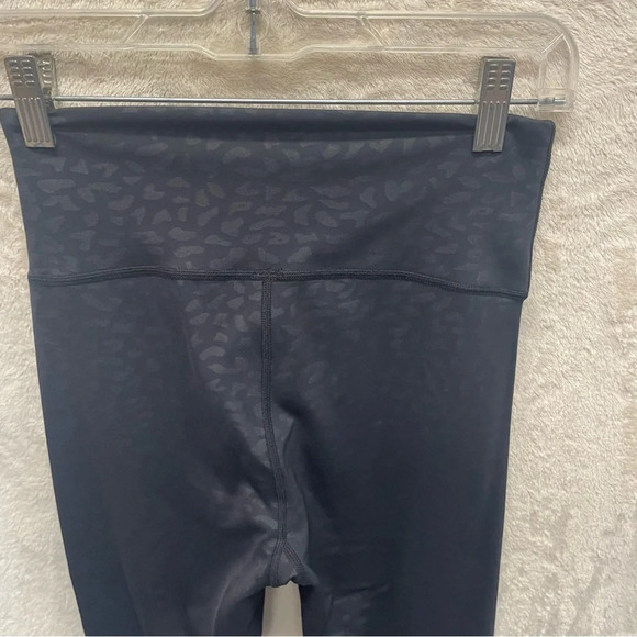 IVL Collective Chi Chi Active Black Leopard Leggings womens size 4 - Picture 5 of 10